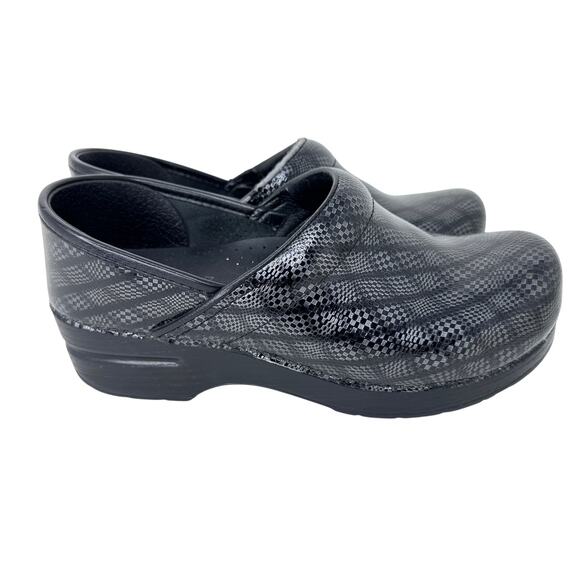 Dansko Professional Pro Clog Shoes Diamond Patent Leather Black Womens Size 37 - Picture 2 of 11